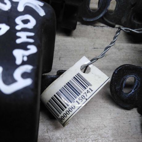 petlia-dveri-zadnei-raspasnoi-renault-kangoo-i-rest-art-56800-big-2