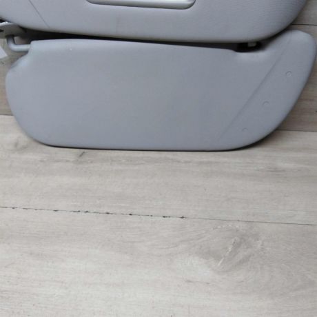 kozyrek-solncezashhitnyi-skoda-superb-art-57191-big-2