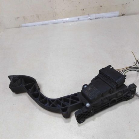 pedal-gaza-16i-ford-focus-2-rest-art-57861-big-2