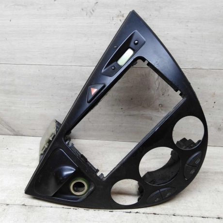 ramka-magnitoly-ford-focus-1-art-58732-big-0