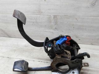 pedalnyi-uzel-mkpp-ford-focus-1-xetcbek-art-58739