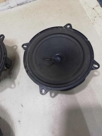 dinamik-akusticeskii-renault-duster-i-art-58757-big-2