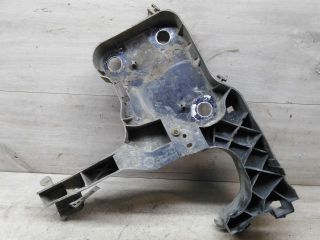 kronstein-levyi-perednei-paneli-televizora-renault-megane-2-art-59681