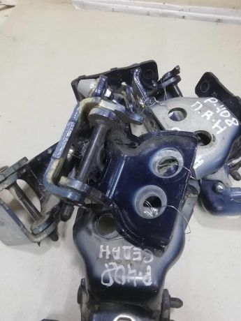 petlia-dveri-peugeot-408-art-59804-big-1