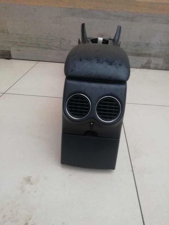 podlokotnik-peugeot-408-art-60030-big-7