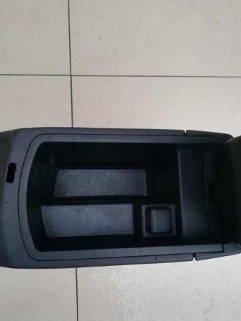 podlokotnik-peugeot-408-art-60030-big-8