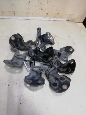 petlia-dveri-mazda-millenia-art-60679-big-2