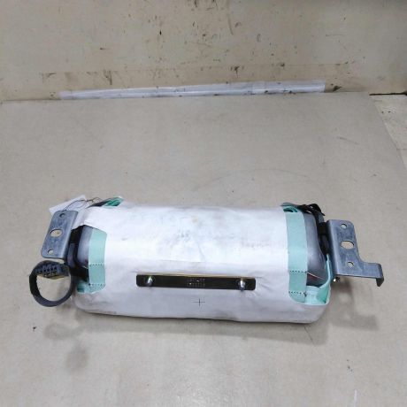 poduska-bezopasnosti-airbag-pravaia-v-torpedo-bmw-e46-kupe-do-rest-art-60718-big-0