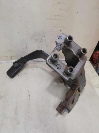 pedal-tormoza-mazda-millenia-rest-art-60774-big-3