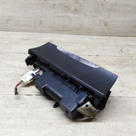 pepelnica-volkswagen-passat-b6-27-art-61061-big-2