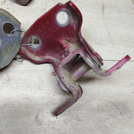 petlia-dveri-subaru-forester-ii-art-61814-big-1