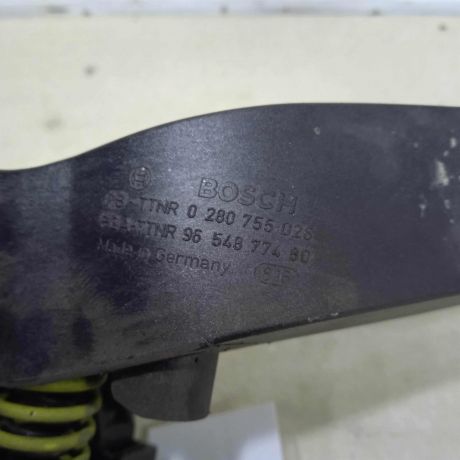 pedal-scepleniia-peugeot-206-art-63270-big-1