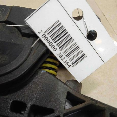 pedal-scepleniia-peugeot-206-art-63270-big-2