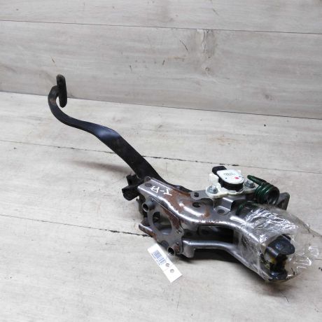 pedal-tormoza-mkpp-toyota-avensis-iii-t27-art-64082-big-1