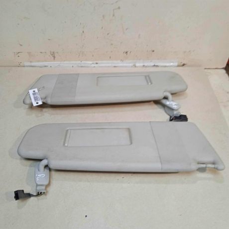 kozyrek-solncezashhitnyi-skoda-superb-art-64399-big-0