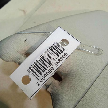 kozyrek-solncezashhitnyi-skoda-superb-art-64399-big-3