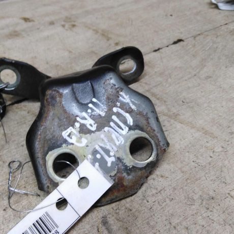 petlia-dveri-peredniaia-pravaia-verxniaia-kia-spectra-akpp-amerikanskaia-sborka-art-65593-big-1