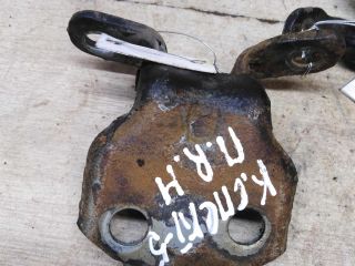 petlia-dveri-peredniaia-pravaia-nizniaia-kia-spectra-akpp-amerikanskaia-sborka-art-65594