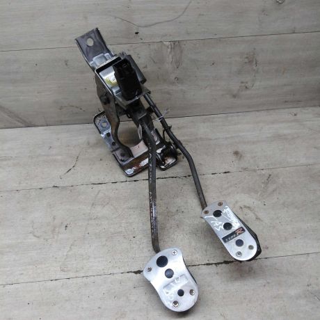 pedalnyi-uzel-chevrolet-aveo-t200-xetcbek-art-66190-big-2