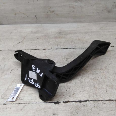 pedal-gaza-ford-focus-1-art-66249-big-2