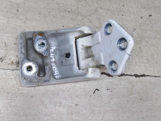 petlia-zadnei-pravoi-raspasnoi-dveri-volkswagen-transporter-t5-art-71107