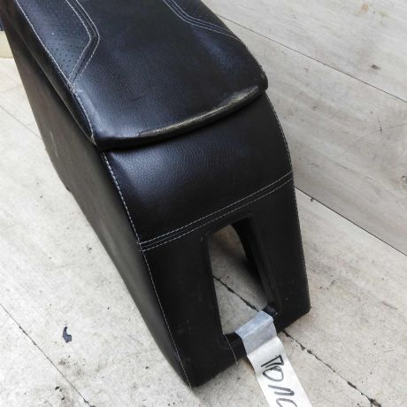 podlokotnik-volkswagen-polo-v-sedan-art-71217-big-4