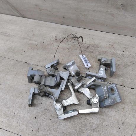 petlia-dveri-volkswagen-polo-v-sedan-art-71282-big-0