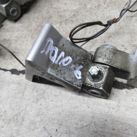 petlia-dveri-volkswagen-polo-v-sedan-art-71282-big-1