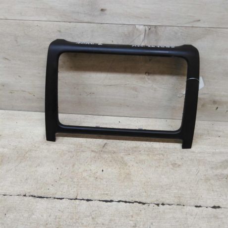 ramka-magnitoly-volkswagen-polo-v-sedan-art-71426-big-0