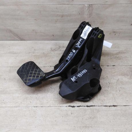 pedal-tormoza-volkswagen-polo-v-sedan-art-71817-big-0