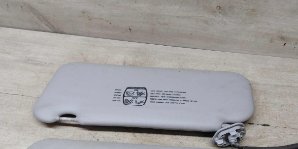 kozyrek-pravyi-solncezashhitnyi-peugeot-307-do-rest-art-71840-big-3