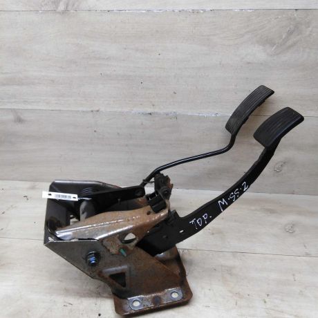 pedal-tormoza-pedal-scepleniia-mitsubishi-space-star-i-art-73059-big-0