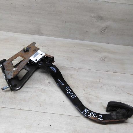 pedal-scepleniia-mitsubishi-space-star-i-art-73062-big-0