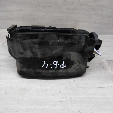 ramka-magnitoly-volkswagen-passat-b4-3a1819728b-3a1819736b-3a0858179-art-73065-big-0