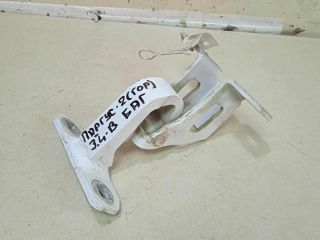 petlia-zadnei-levoi-raspasnoi-dveri-verxniaia-lada-largus-art-73076