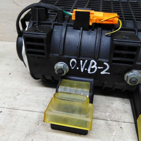 poduska-bezopasnosti-pravaia-opel-vectra-b-art-73378-big-1