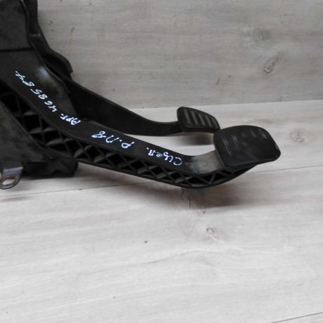 pedalnyi-uzel-renault-logan-i-art-74076-big-4