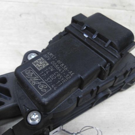 pedal-gaza-ford-focus-2-rest-art-74113-big-2