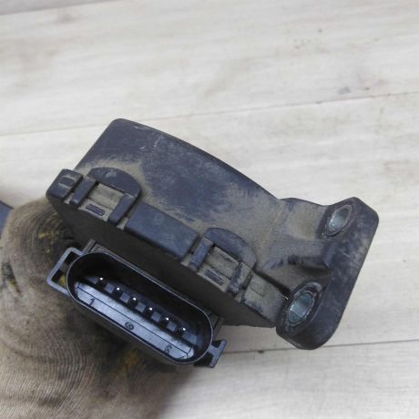 pedal-gaza-ford-focus-2-rest-art-74113-big-1