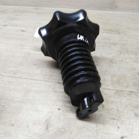 kreplenie-zapasnogo-kolesa-skoda-yeti-i-art-75923-big-2