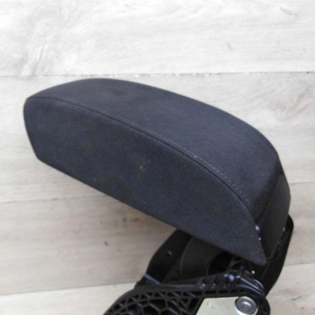 podlokotnik-skoda-yeti-i-art-76112-big-6