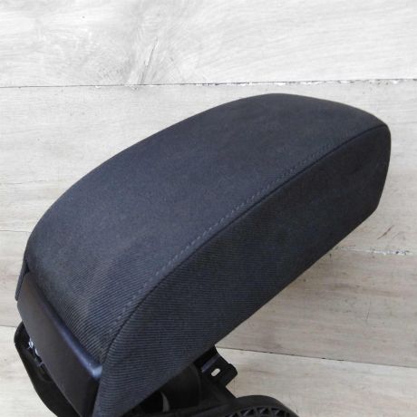 podlokotnik-skoda-yeti-i-art-76112-big-2