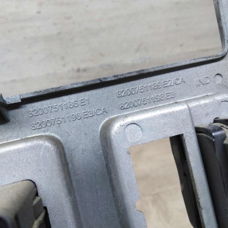 ramka-magnitoly-lada-largus-renault-logan-i-art-76394-big-5