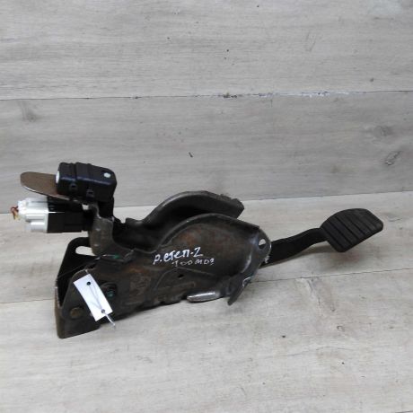 pedal-tormoza-renault-sandero-stepway-ii-renault-logan-ii-renault-sandero-ii-art-77067-big-0