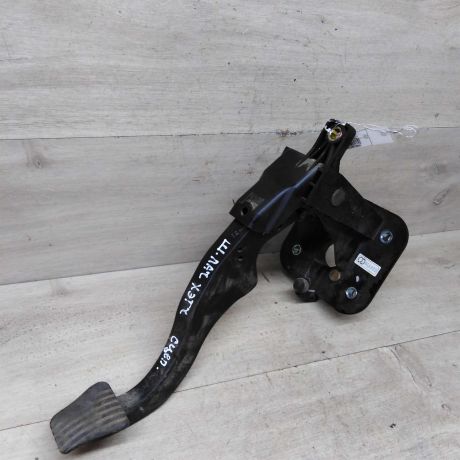 pedal-scepleniia-chevrolet-lacetti-xetcbek-art-77868-big-0