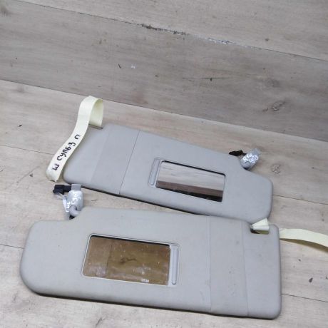 kozyrek-solncezashhitnyi-skoda-superb-i-art-79857-big-2