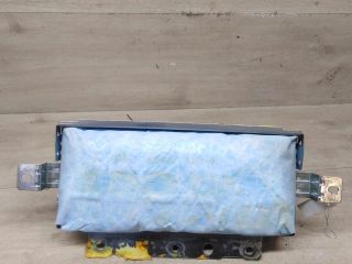 poduska-bezopasnosti-airbag-pravaia-v-torpedu-hyundai-elantra-iii-xd-sedan-art-80288