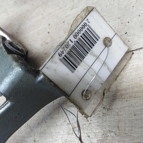 petlia-dveri-peredniaia-levaia-verxniaia-opel-vectra-c-art-81094-big-1