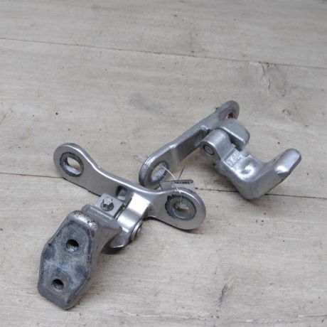 petlia-dveri-zadniaia-verxniaia-opel-vectra-c-art-81156-big-0