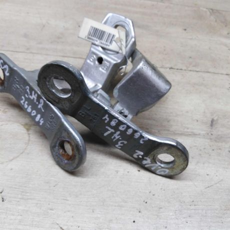 petlia-dveri-zadniaia-nizniaia-opel-vectra-c-art-81161-big-4